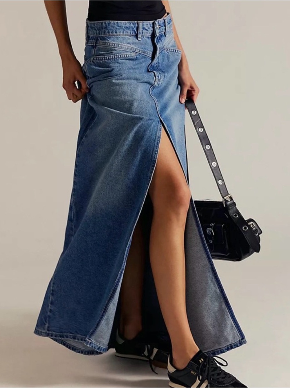 We the Free People Come As You Are Denim Maxi Womens Size 6 Open Front Leg Blue
